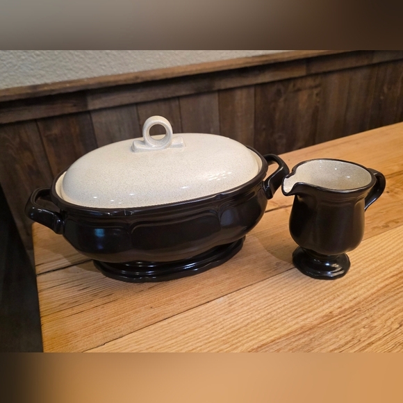 Mikasa Other - Mikasa Italian Terrace Covered Casserole Dish & Creamer